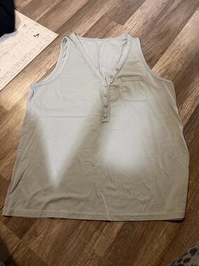 Women's Sleeveless Henley Tank Top - Light Sage